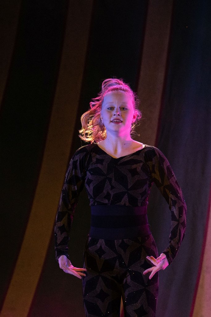 Wintercircus 8C 09.jpg